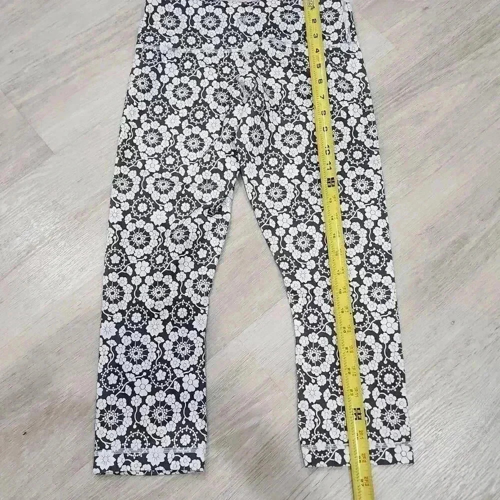Lululemon Women's Twiggy Floral Nimbus Wunder Under Leggings Gray Size 4 - Picture 5 of 6